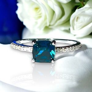 Color Change AAA+ Alexandrite Ring Sterling Silver  – Ideal for June Birthdays